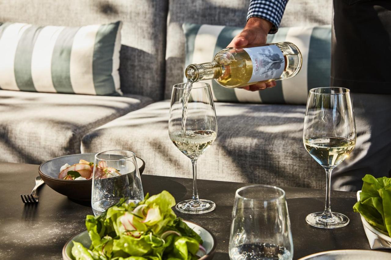 The Inn At Mattei'S Tavern, Auberge Resorts Collection لوس أوليفوس المظهر الخارجي الصورة